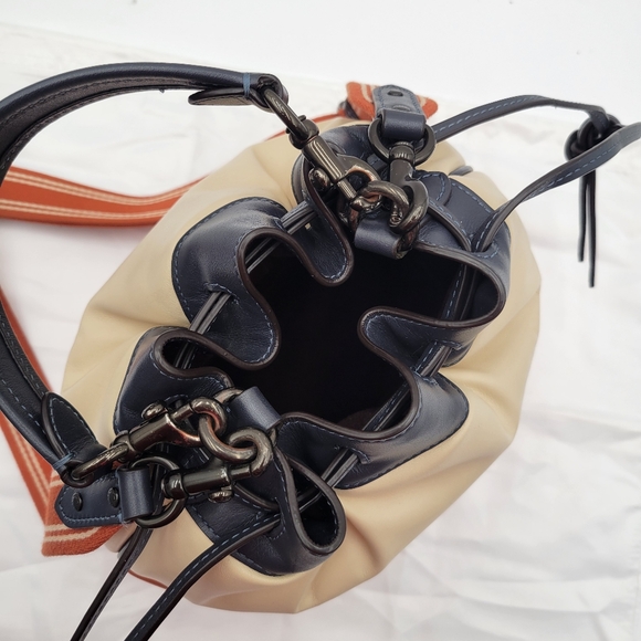 Coach 1941 Field Bucket Bag w/ Colorblock Quilting, EUC - Picture 8 of 12